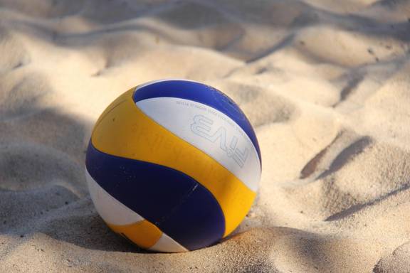 volleyball 2639700 1920